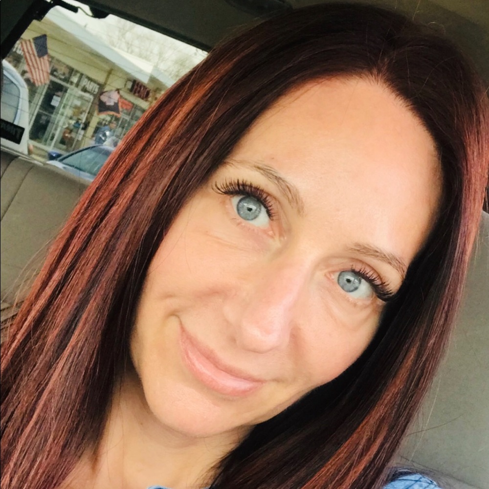 Meet your Posher, Jennifer